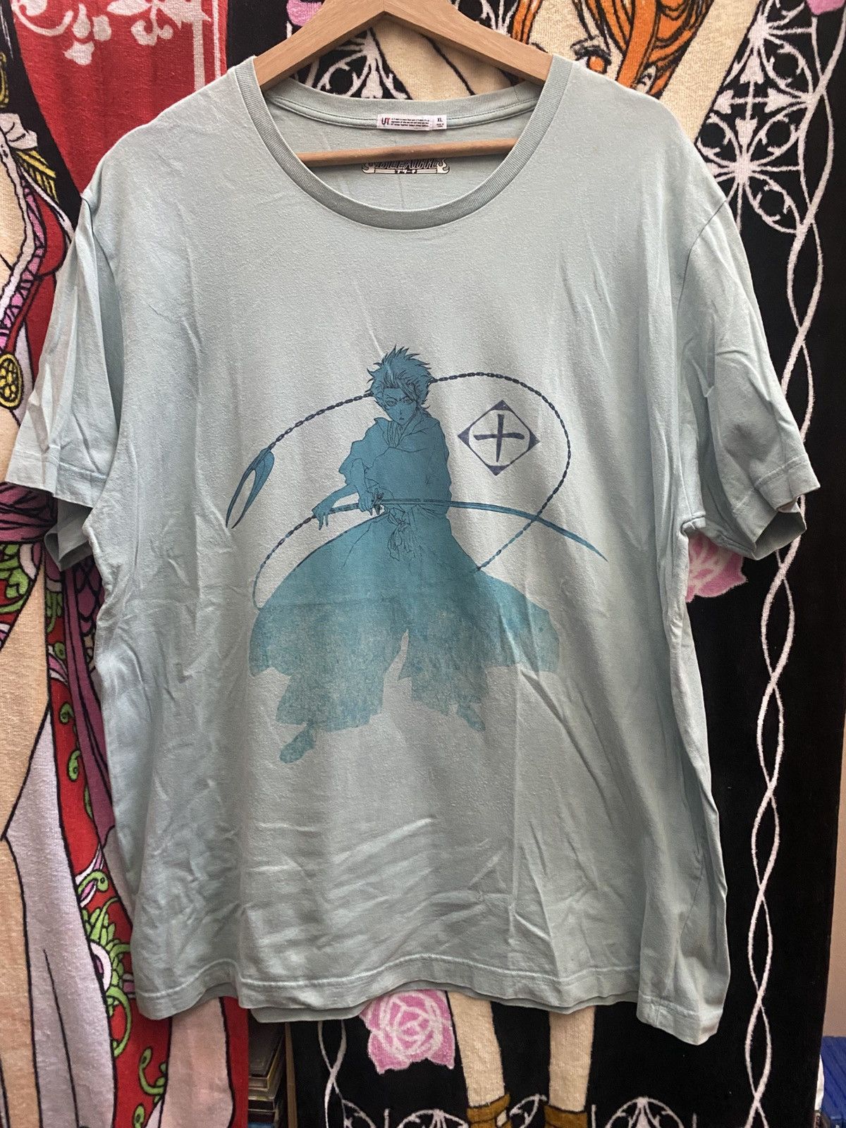 Anime VINTAGE ANIME BLEACH UNIQLO HITSUGAYA TOSHIRO Size US XL / EU 56 / 4 - 1 Thumbnail