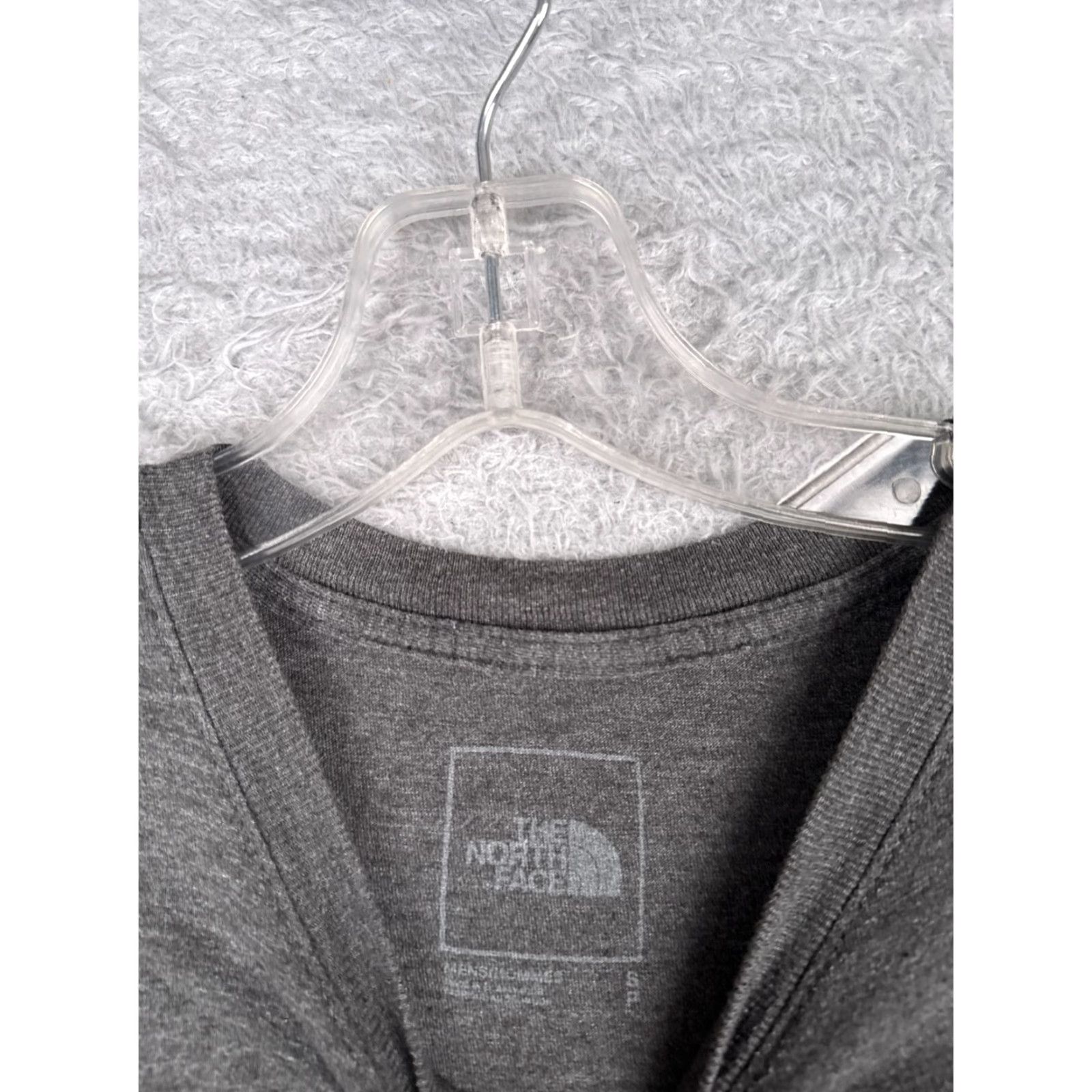 The North Face The North Face Shirt Men Small Gray Short Sleeve Crew Neck Polyester Blen Size US S / EU 44-46 / 1 - 7 Thumbnail