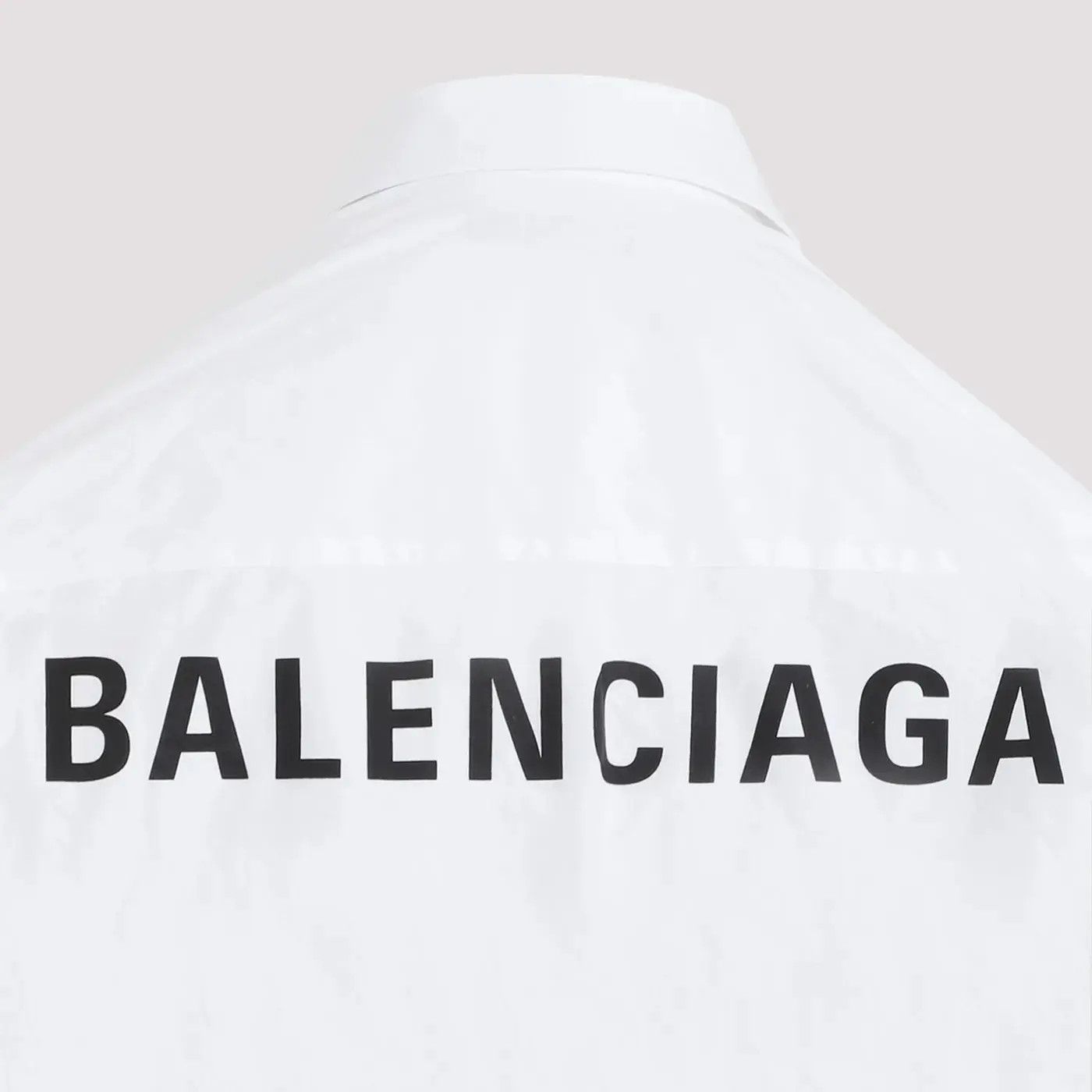 Balenciaga o1mt1gz1224 Cocoon Shirt Large Fit in White Size M / US 6-8 / IT 42-44 - 4 Thumbnail