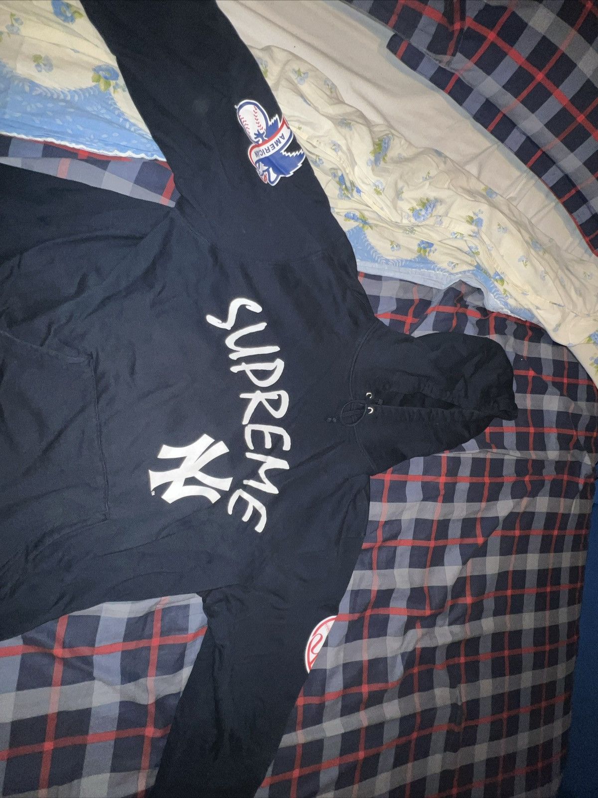 Supreme Yankees Hooded Sweatshirt Navy