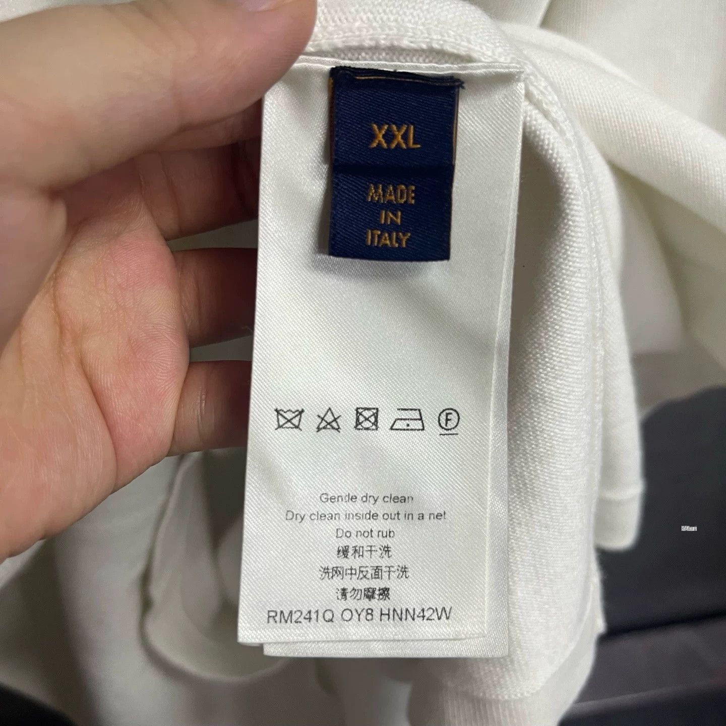 Louis Vuitton Louis Vuitton White Logo Print Crew Neck T-shirt Size US XXS / EU 40 - 4 Thumbnail