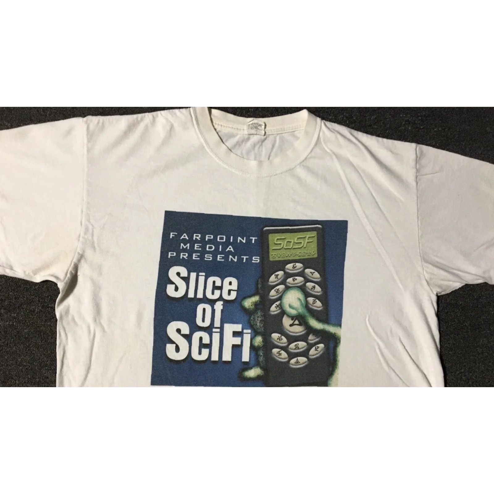 Vintage VINTAGE Slice Of SciFi Faded Shirt L White 100% Cotton Graphic Tee The Hundreds TV Movie Fantasy Horror Grunge Y2K 80s 90s USA Mens Size US L / EU 52-54 / 3 - 4 Thumbnail
