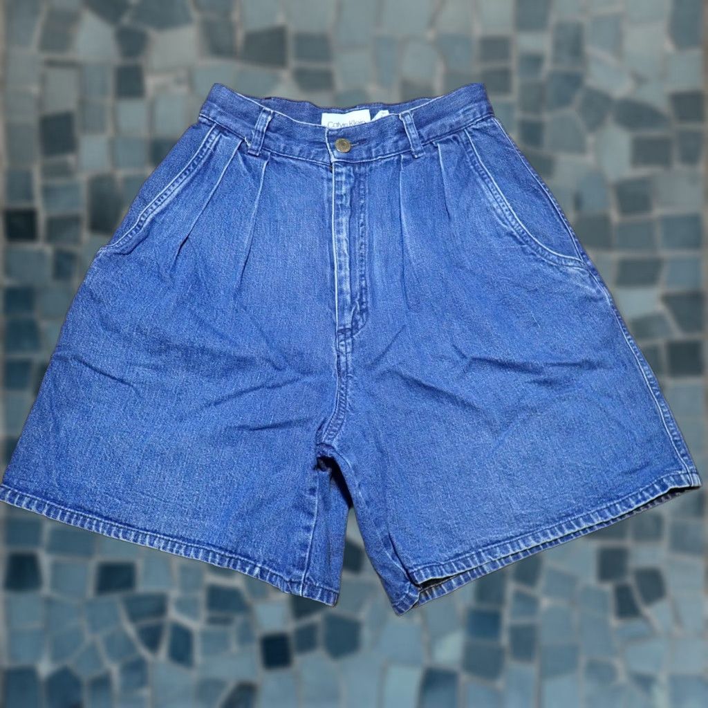 Calvin Klein VINTAGE Calvin Klein Denim Shorts Women’s 24" Waist 7 Blue High Rise 90s Rock USA 5-Pocket Mens? Size 28" / US 6 / IT 42 - 1 Thumbnail