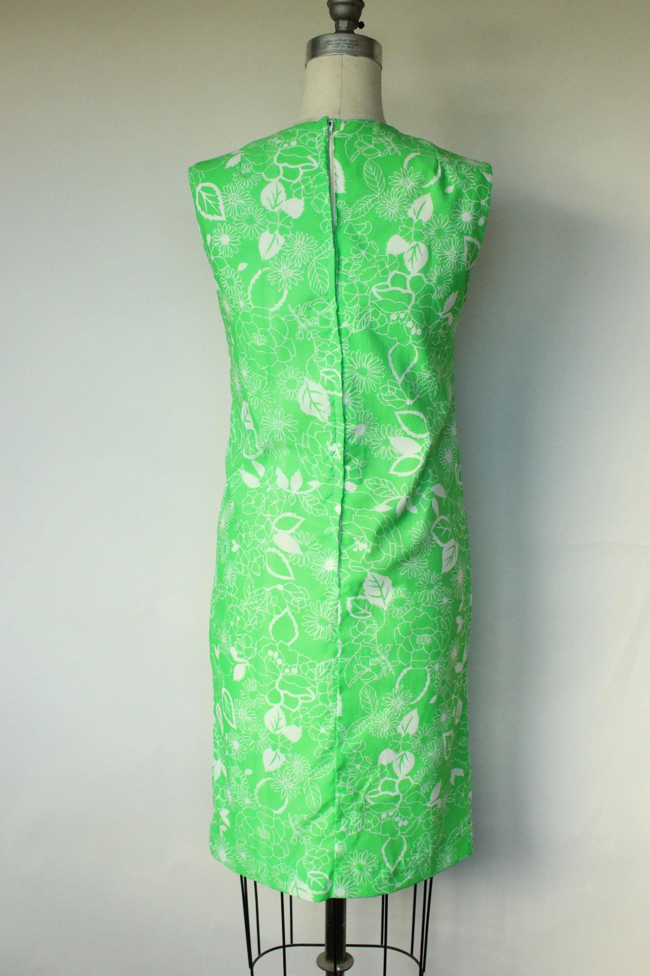 Vintage Vintage 1960s Dress, Volup Fritzi Green and White Floral Pri Size M / US 6-8 / IT 42-44 - 9 Thumbnail