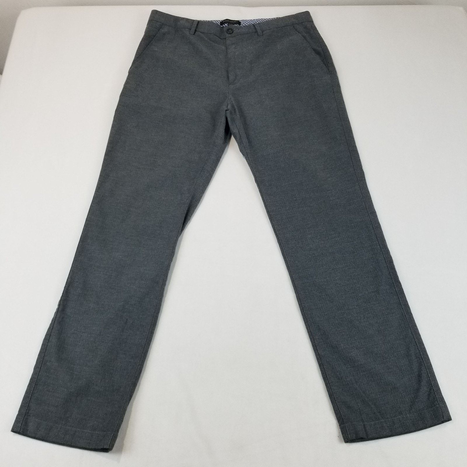 Banana Republic Banana Republic Kentfield Pants Mens 33x30 Herringbone Chino Size US 33 - 1 Thumbnail