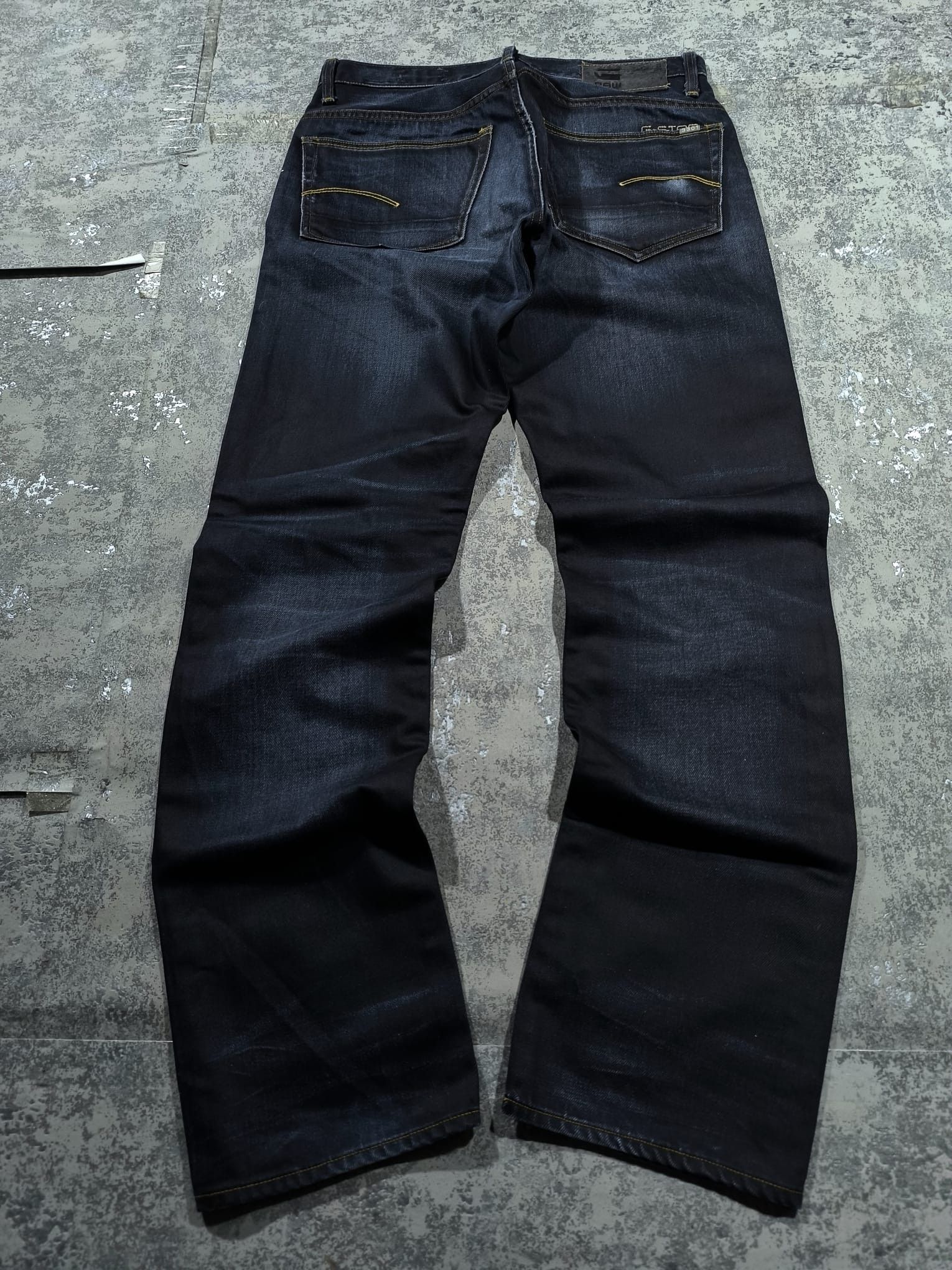 G-Star gstar shadowfaded textured straight waxy jeans Size US 33 - 2 Thumbnail