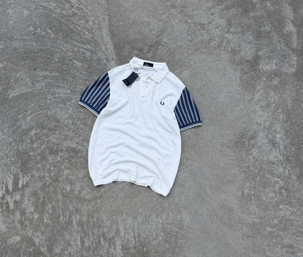 Fred Perry Fred Perry luxury avantgarde punk rock streetwear T-shirt Size US L / EU 52-54 / 3 - 2 Thumbnail