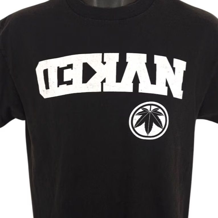 Vintage Naked Sushi Cannabis T Shirt Mens Size Medium Black Sushi X Hawaii Made In USA Size US M / EU 48-50 / 2 - 2 Thumbnail