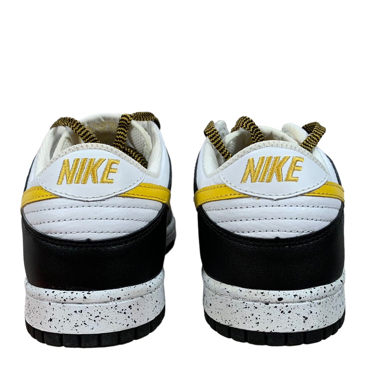 Nike VTG Nike Dunk Low CL Black Varsity Maize White 2008 Sneakers Size US 7.5 / EU 40-41 - 5 Thumbnail