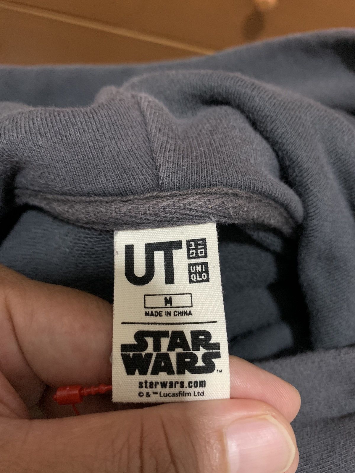 Uniqlo Uniclo Star Wars Sun Faded Hoodie Size US M / EU 48-50 / 2 - 7 Thumbnail