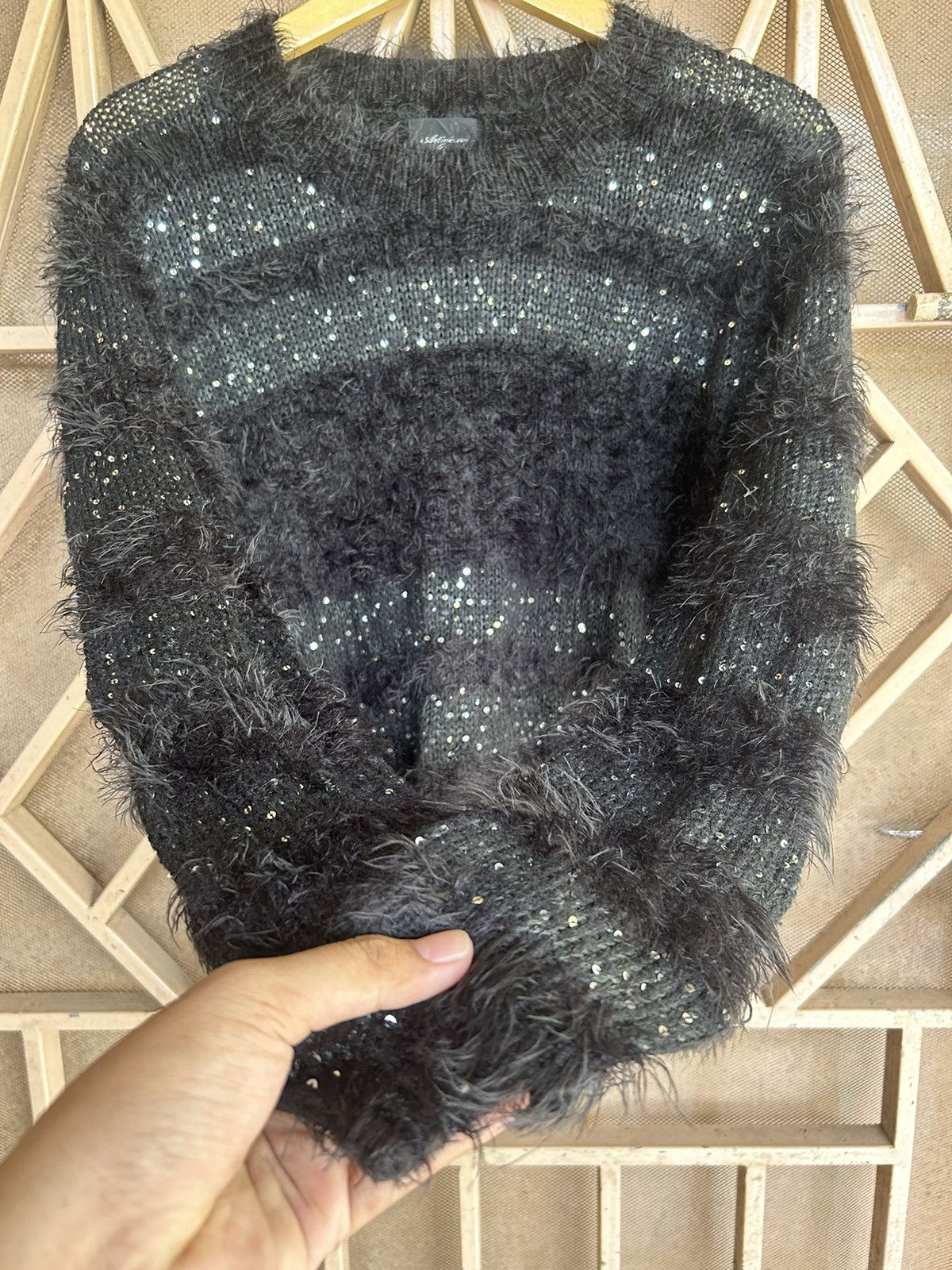 Japanese Brand 💸BINDINGOFFER💸Antigiano fuzzy mohair knit style kurtcobain Size US M / EU 48-50 / 2 - 5 Thumbnail