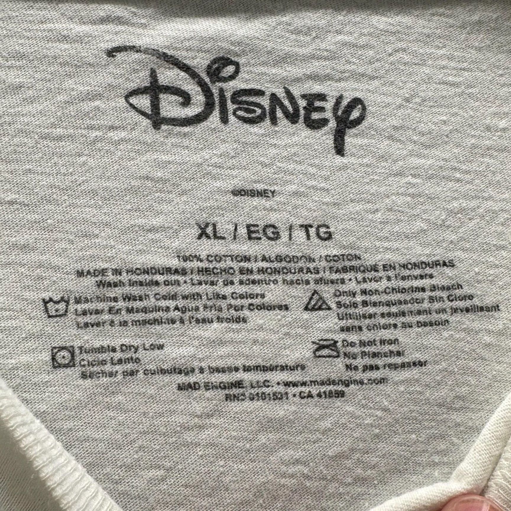 Disney Disney Shirt XL White Graphic Tee Mickey Donald Goofy Photo Y2k Vibe Men’s Tagsless Crew Neck Short Sleeve Shirt Size US XL / EU 56 / 4 - 7 Thumbnail