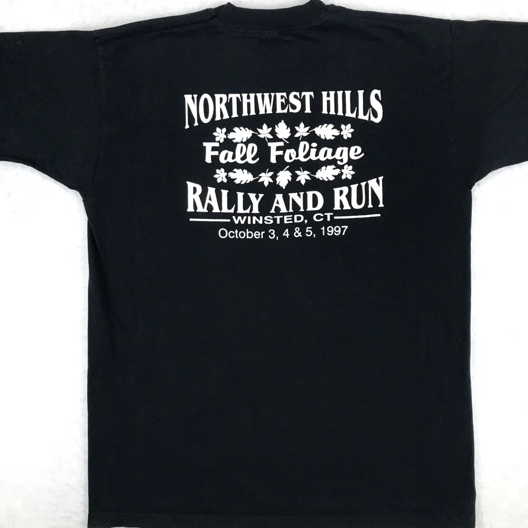 Fruit Of The Loom VINTAGE CONNNECTICUT MOTORCYCLE TOURS T-Shirt XL winsted fall rally biker 90s Men Size US XL / EU 56 / 4 - 7 Thumbnail
