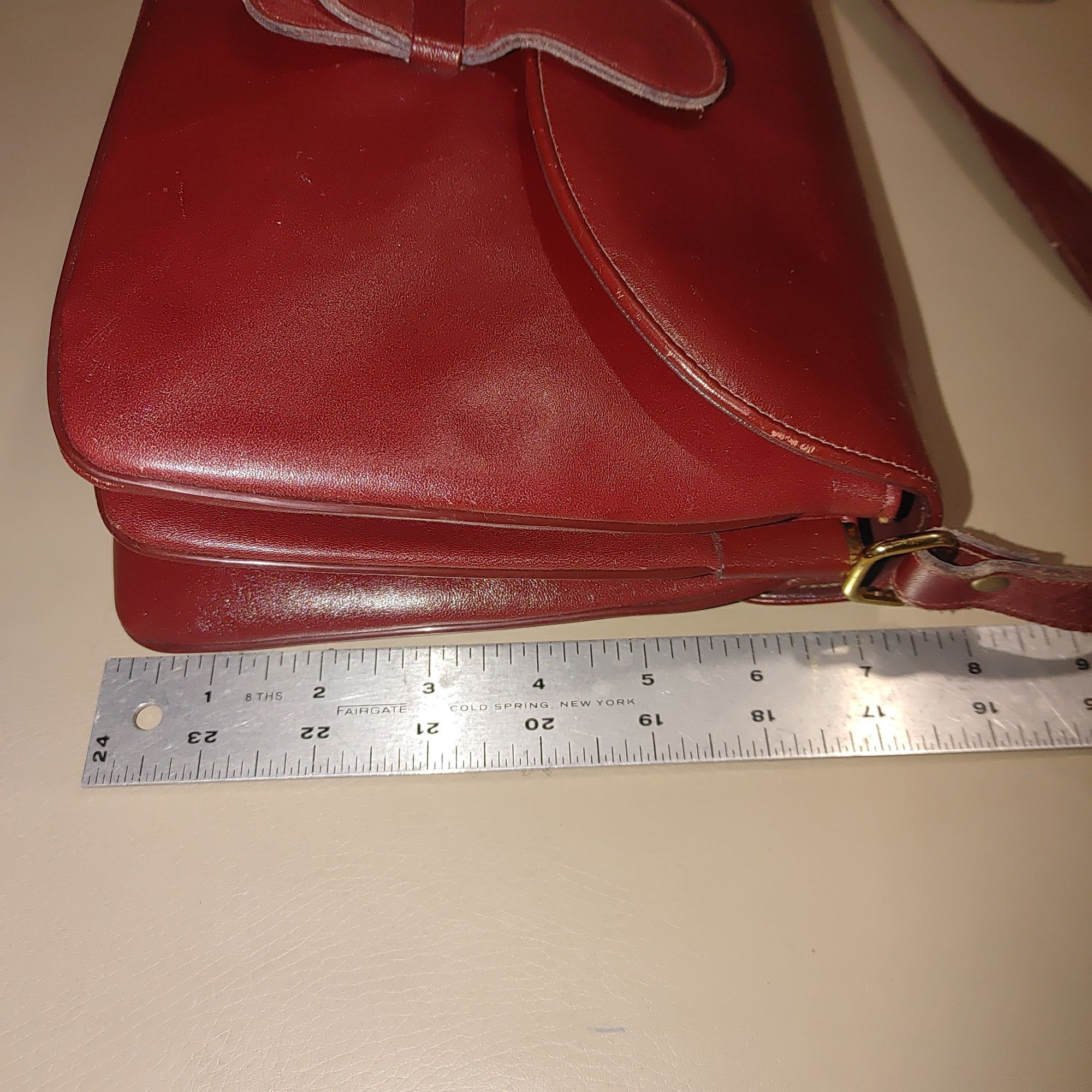 Other Etra Burgundy Leather Shoulder Bag Vintage Flap Closure Adju Size ONE SIZE - 7 Thumbnail