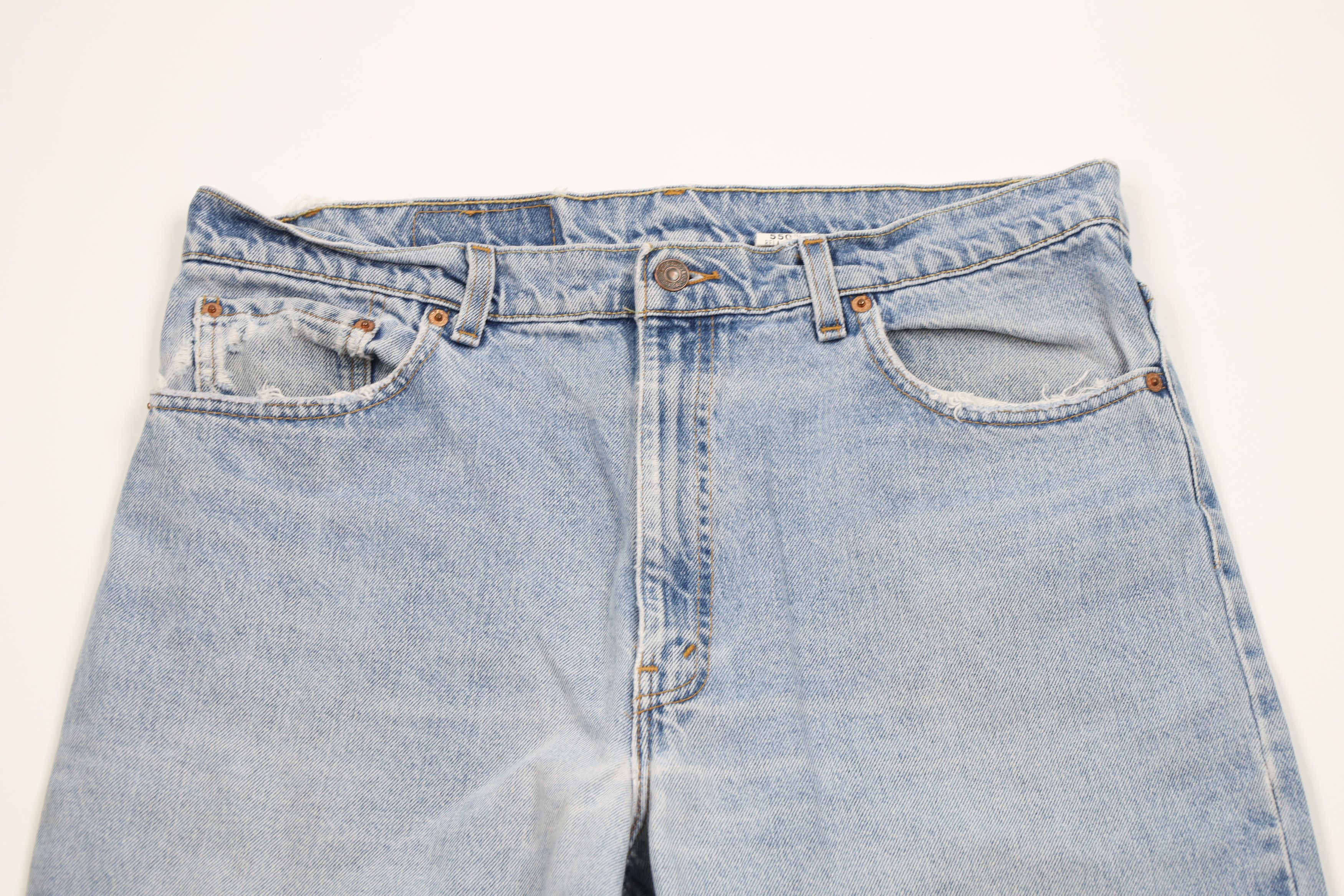 Levi's Vintage 90s Levis 550 Relaxed Tapered Leg Denim Jeans USA Size US 38 / EU 54 - 2 Thumbnail