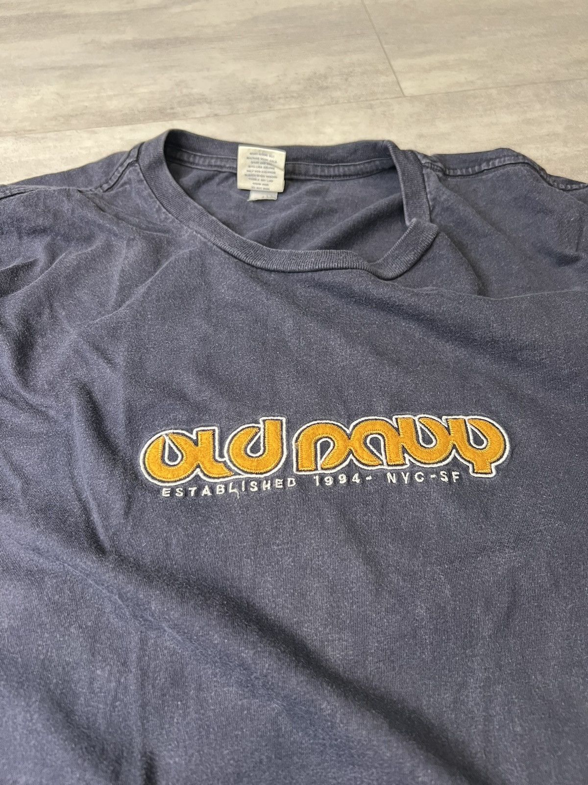 Old Navy Vintage old navy 90s t shirt L Size US L / EU 52-54 / 3 - 2 Thumbnail
