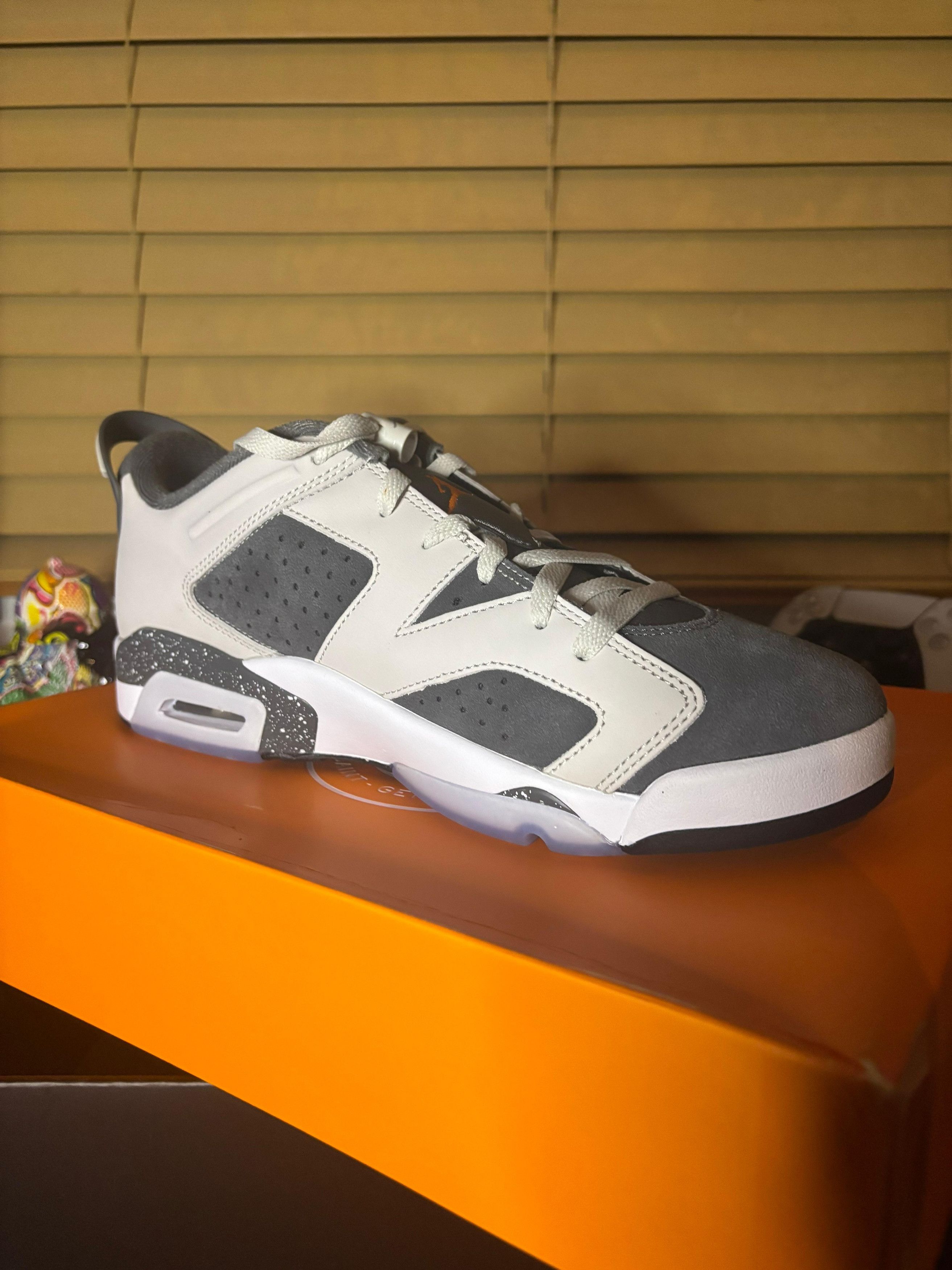 Jordan Brand Air Jordan 6 Retro Low PSG (2023) Size US 11 / EU 44 - 4 Thumbnail
