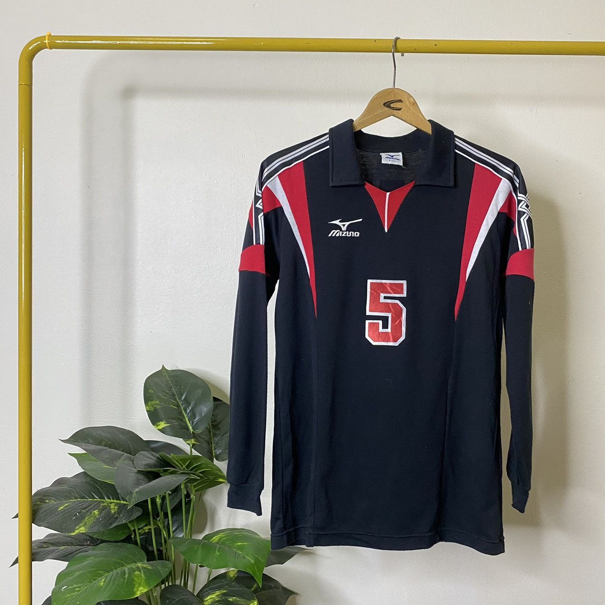 Mizuno × Vintage Vintage 1990s Mizuno Collar Sharp LS Polo Tee Size US S / EU 44-46 / 1 - 1 Thumbnail