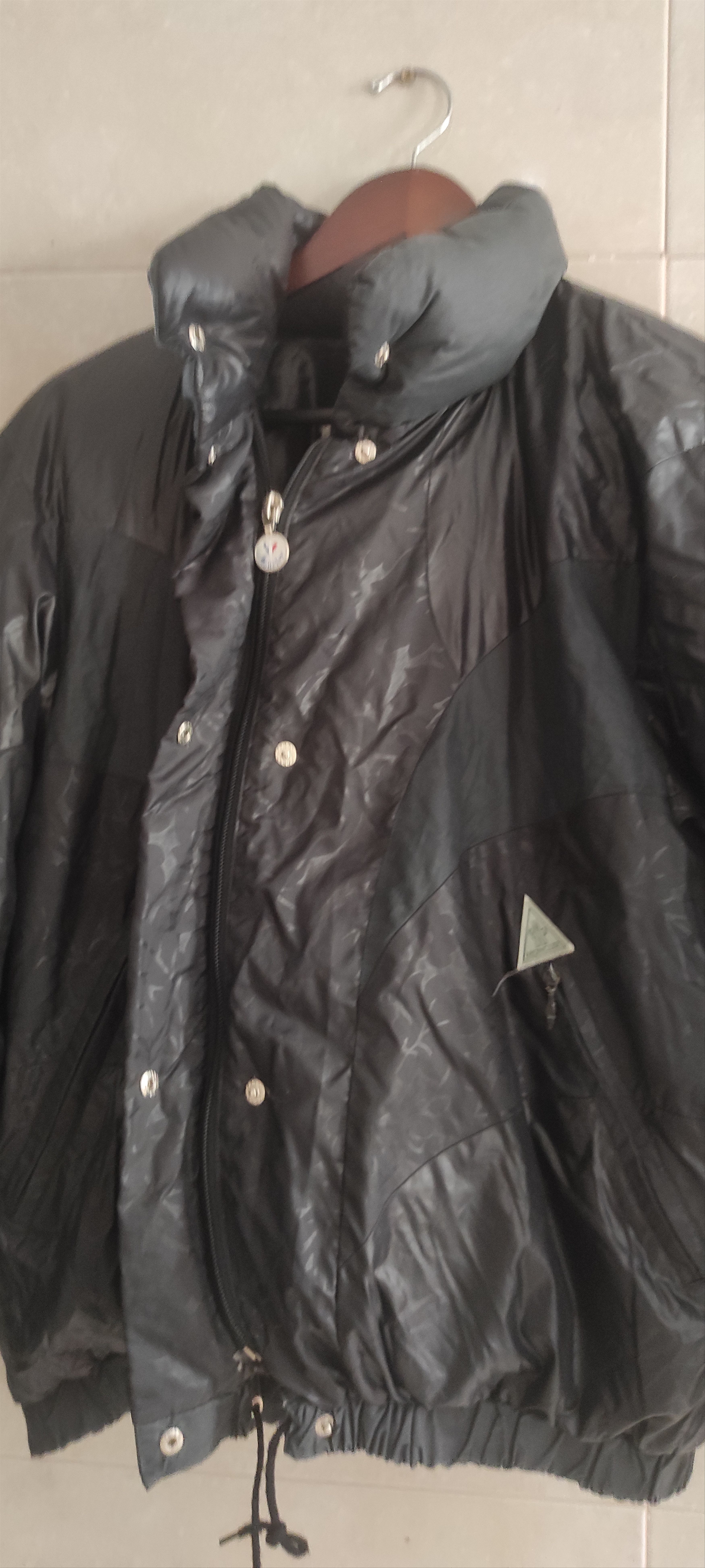 Moncler Vintage Moncler Grenoble Puffer Down Jacket Made In France Size L / US 10 / IT 46 - 16 Thumbnail