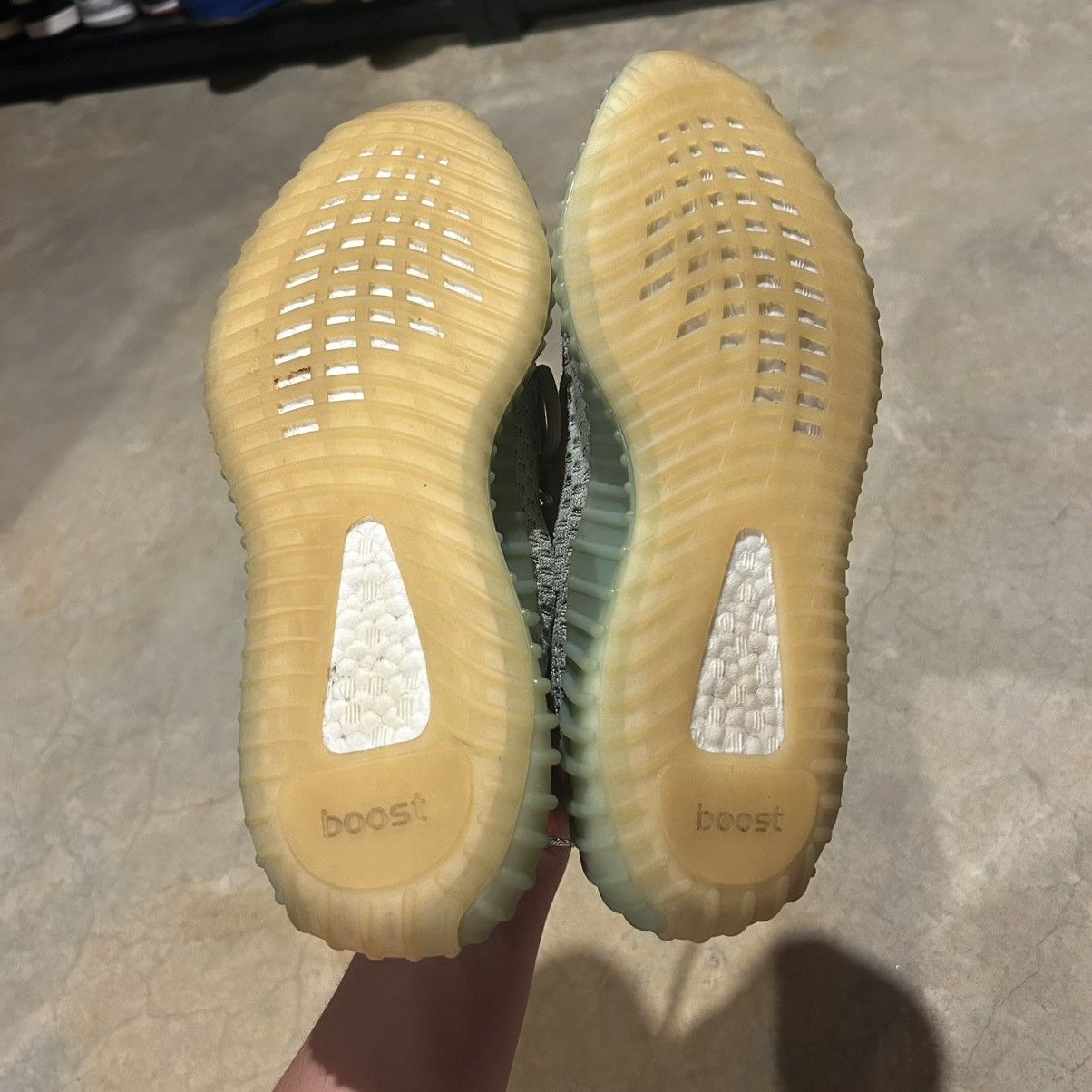 Yeezy Adidas Yeezy Boost 350 V2 Desert Sage 2020 US 8 Size US 8 / EU 41 - 9 Thumbnail