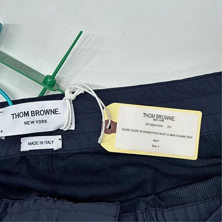 Thom Browne Thom Browne Classic Stripe Casual Shorts -2507 Size US 26 / EU 42 - 2 Thumbnail