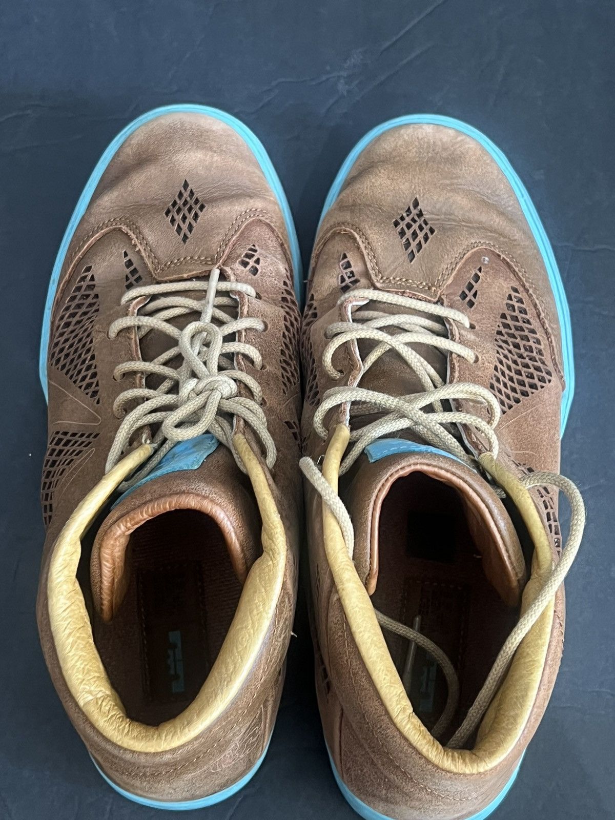 Nike Nike Size US 7.5 / EU 40-41 - 3 Thumbnail