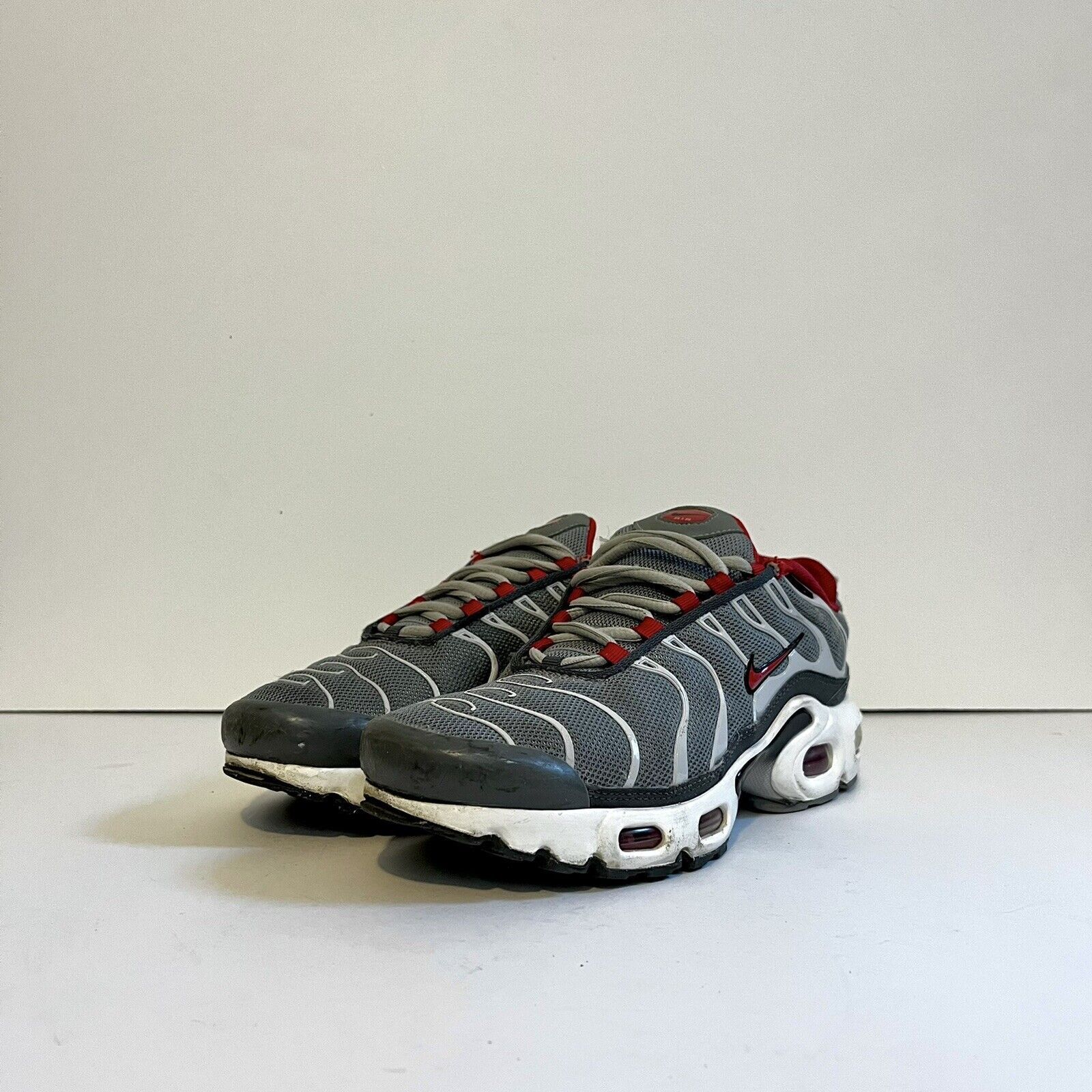 Nike 2019 Nike Air Max Plus TN GS Grey Red CD0609-005 Rare Sz 4Y Size US 5.5 / IT 35.5 - 2 Thumbnail