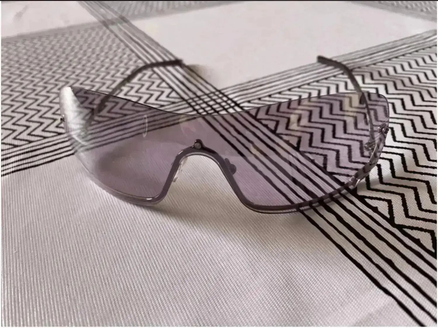 Gucci × Tom Ford × Vintage GUCCI Sunglasses Shield Rimless Wrap Ski Mask Tom Ford Era Size ONE SIZE - 1 Thumbnail