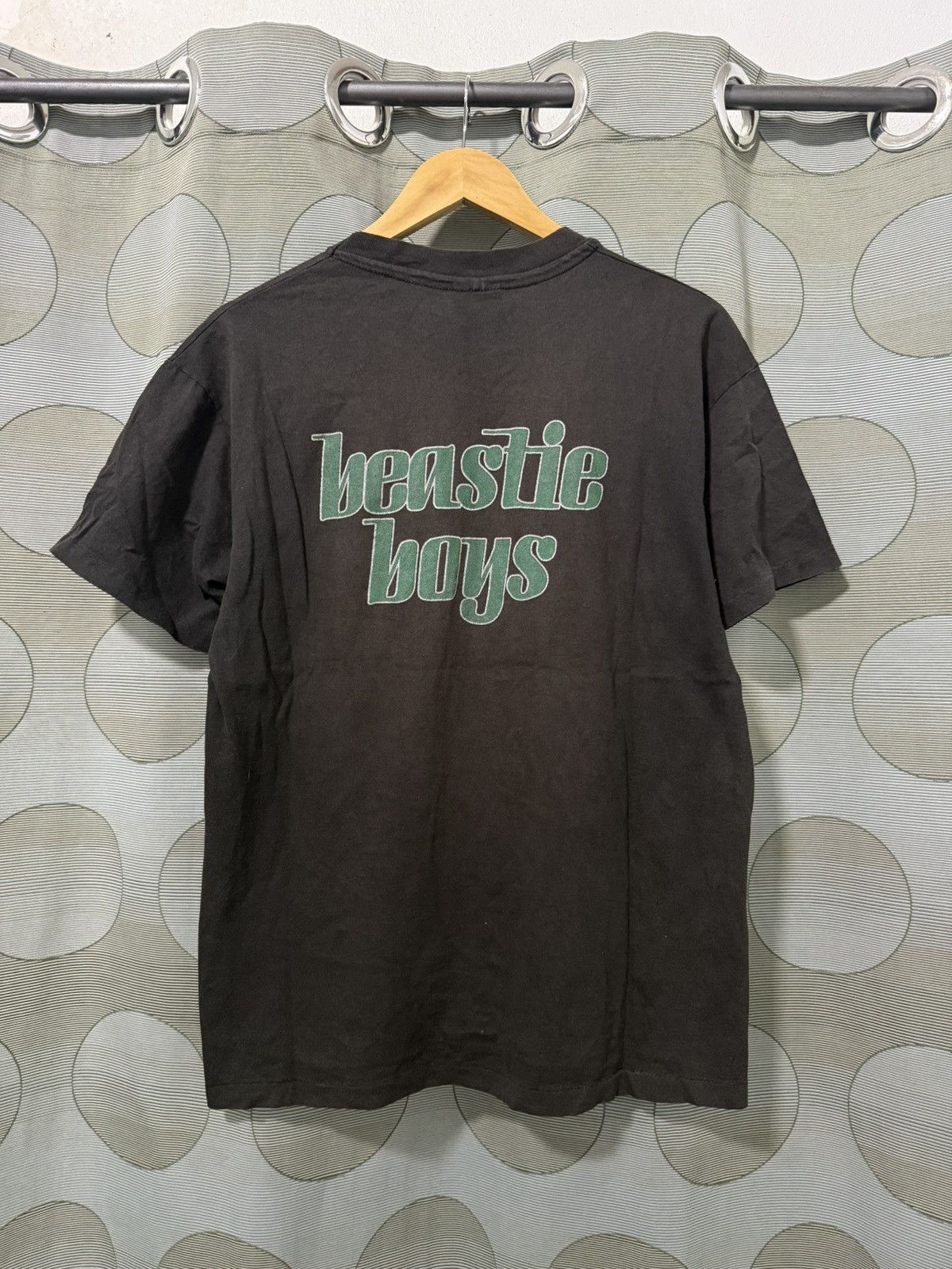 Band Tees × Rap Tees × Vintage Vintage Beastie Boys Tee Size US L / EU 52-54 / 3 - 4 Thumbnail