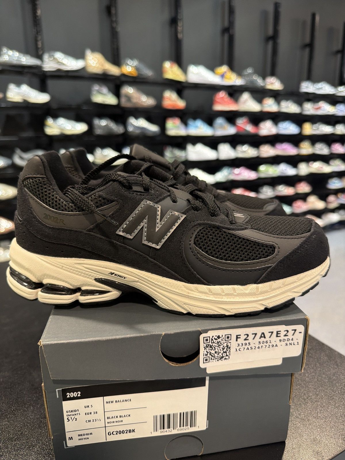 New Balance New Balance 2002R Size-5.5 Brand New Quick Shipping Size US 5.5 / EU 38 - 3 Thumbnail