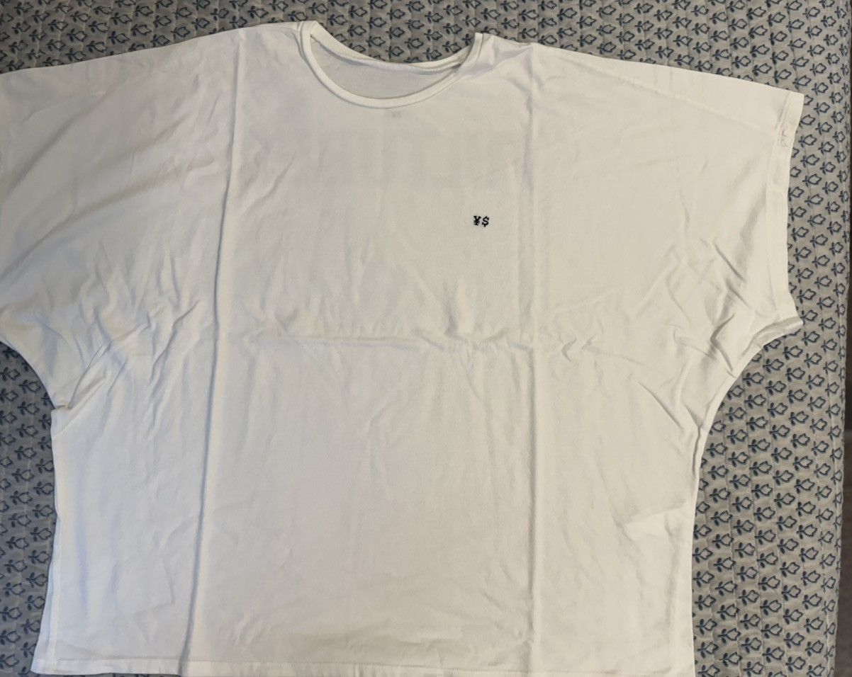 Kanye West Yeezy x Vultures LE Goyang Korea T-Shirt White LG Size US L / EU 52-54 / 3 - 1 Thumbnail