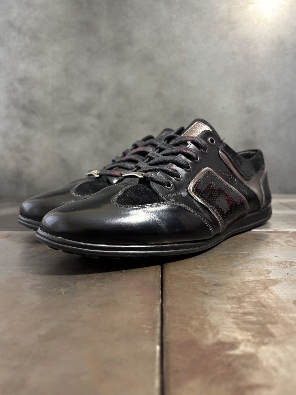 Versace 2000s Versace Collection Sneakers Patent Leather GATs Euro Size US 9 / EU 42 - 1 Thumbnail