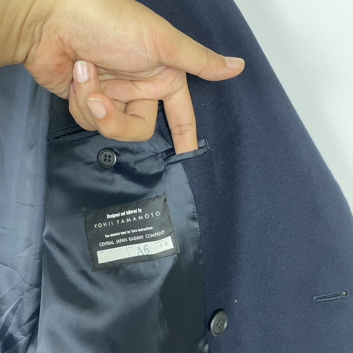 Yohji Yamamoto 🔥LAST PRICE🔥 Yohji Yamamoto Central Japan Railway Company Size 44R - 16 Thumbnail
