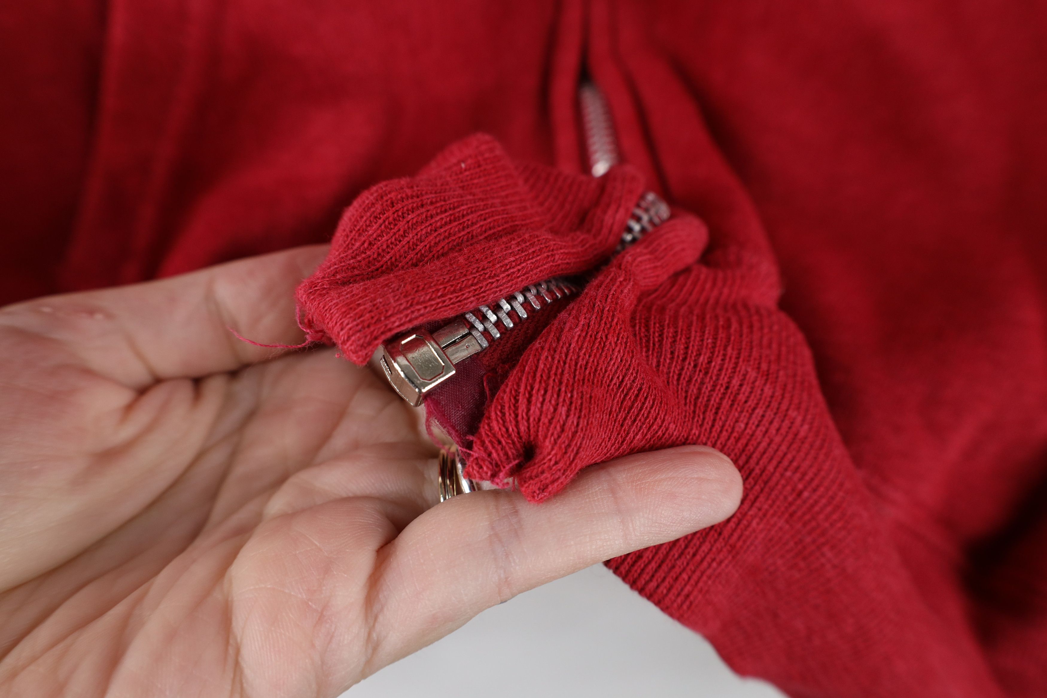 Vintage Vintage 70s Streetwear Full Zip Hoodie Sweatshirt Red USA Size US L / EU 52-54 / 3 - 6 Thumbnail