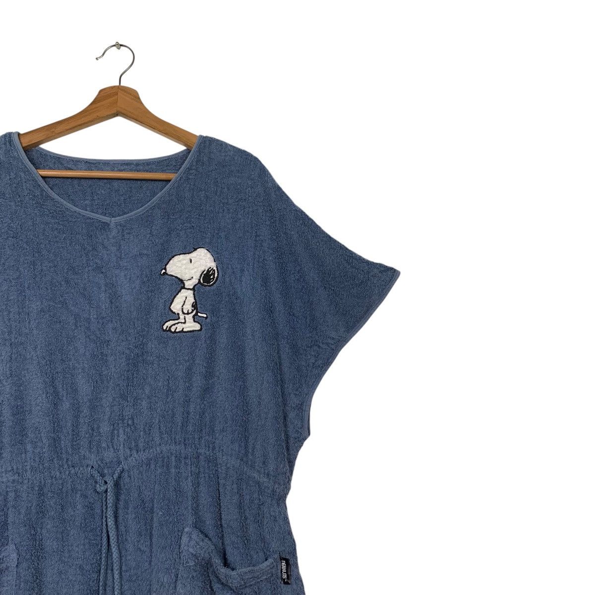 Peanuts PEANUTS SNOOPY Embroidery Logo Fleece Sweater #2246-C99 Size L / US 10 / IT 46 - 6 Thumbnail