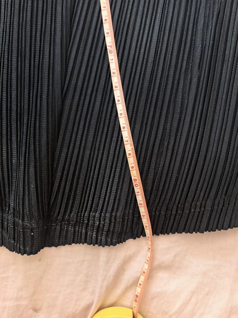 Issey Miyake Issey Miyake size:2 Green pleated irregular-shaped pants Size 22" - 6 Thumbnail