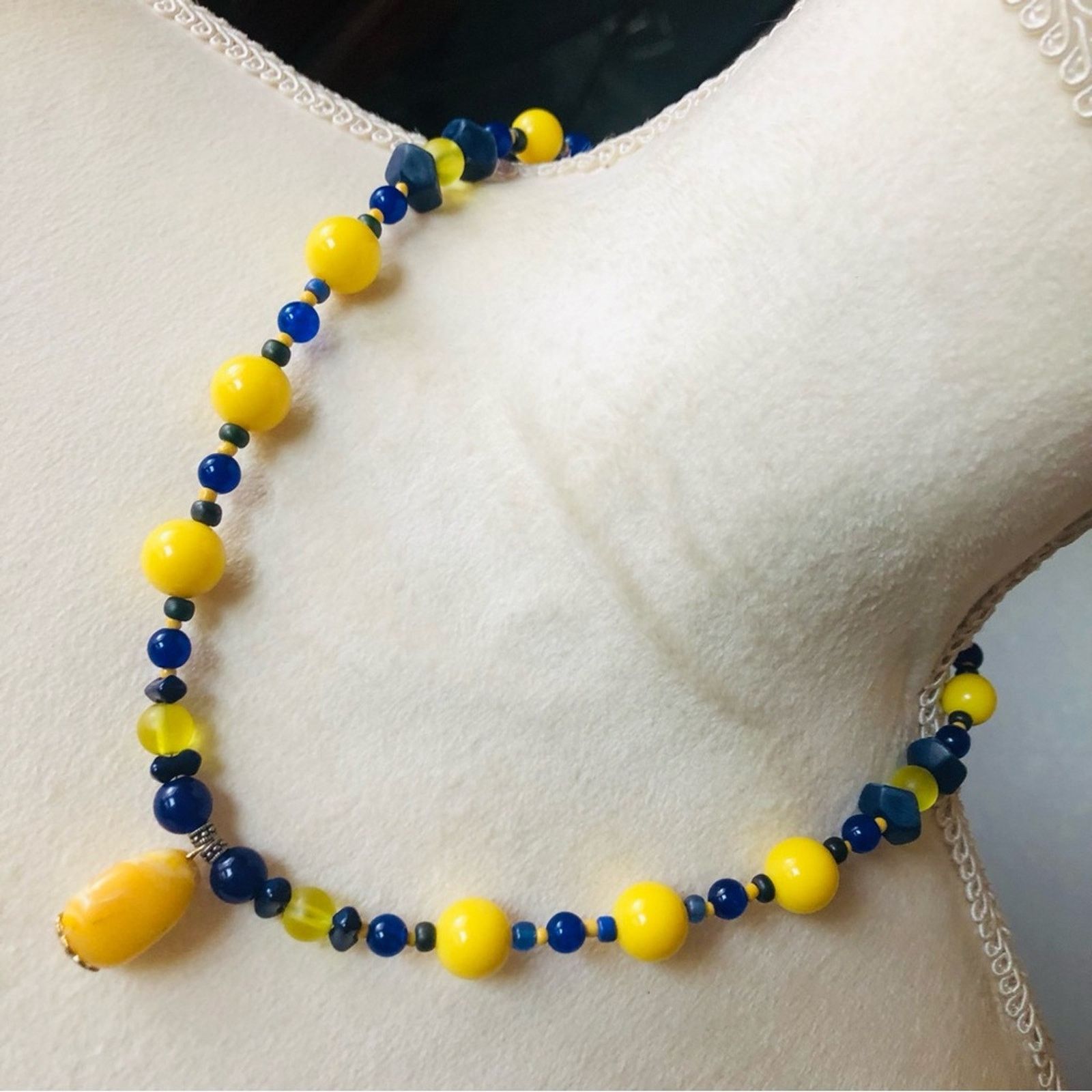 Handmade Handcrafted recycled vintage lemon lazurite stone necklac Size ONE SIZE - 1 Thumbnail