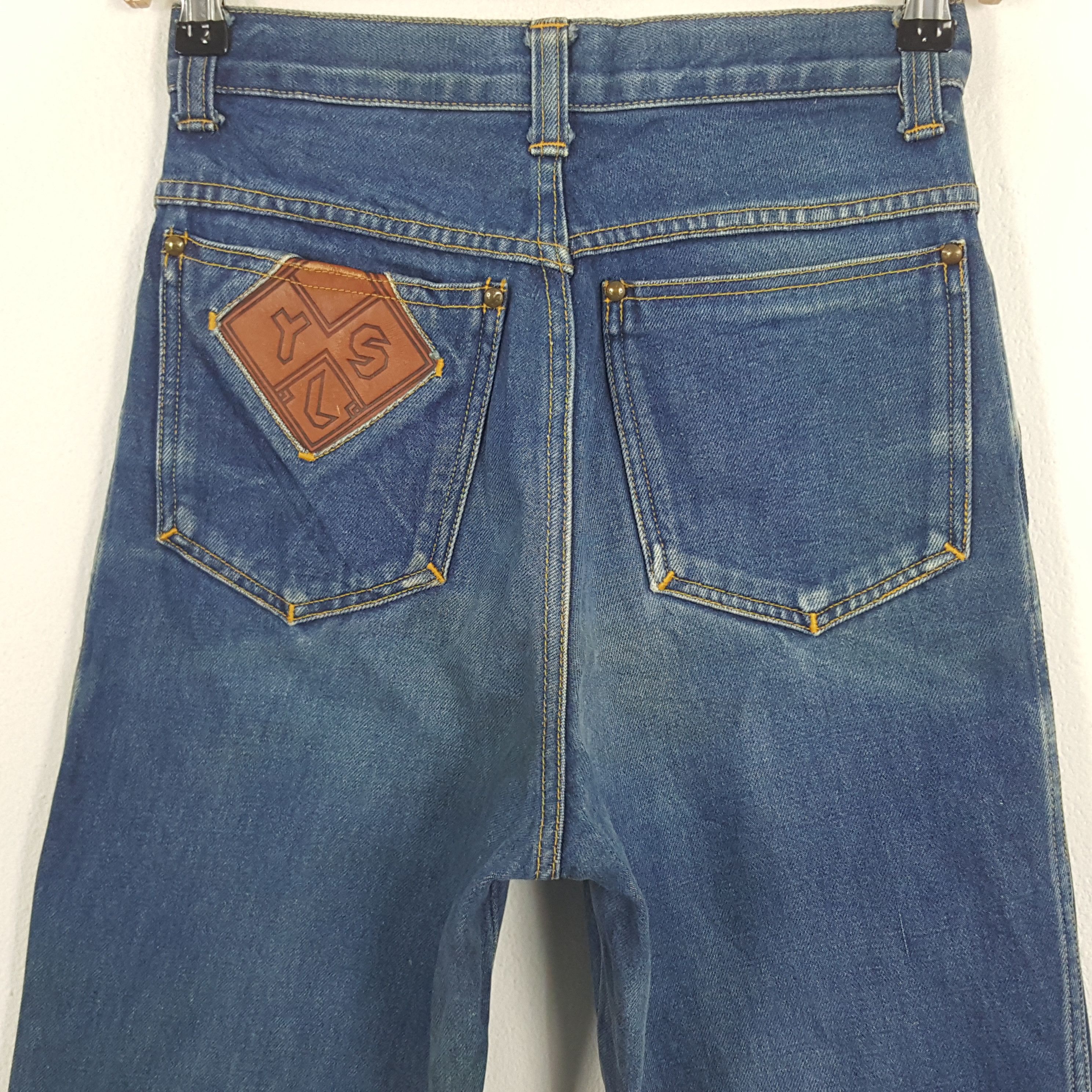 Vintage × Yves Saint Laurent Vintage Yves Saint Laurent Italian Brand Denim Jeans Size US 26 / EU 42 - 5 Thumbnail