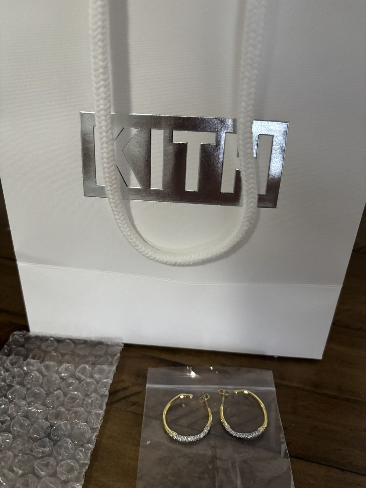 Kith Kith crystal pave hoop earrings in gold Size ONE SIZE - 3 Thumbnail