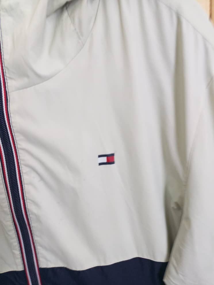 Designer × Tommy Hilfiger Tommy Hilfiger Men's Windbreaker Jacket Hooded Size US XL / EU 56 / 4 - 4 Thumbnail
