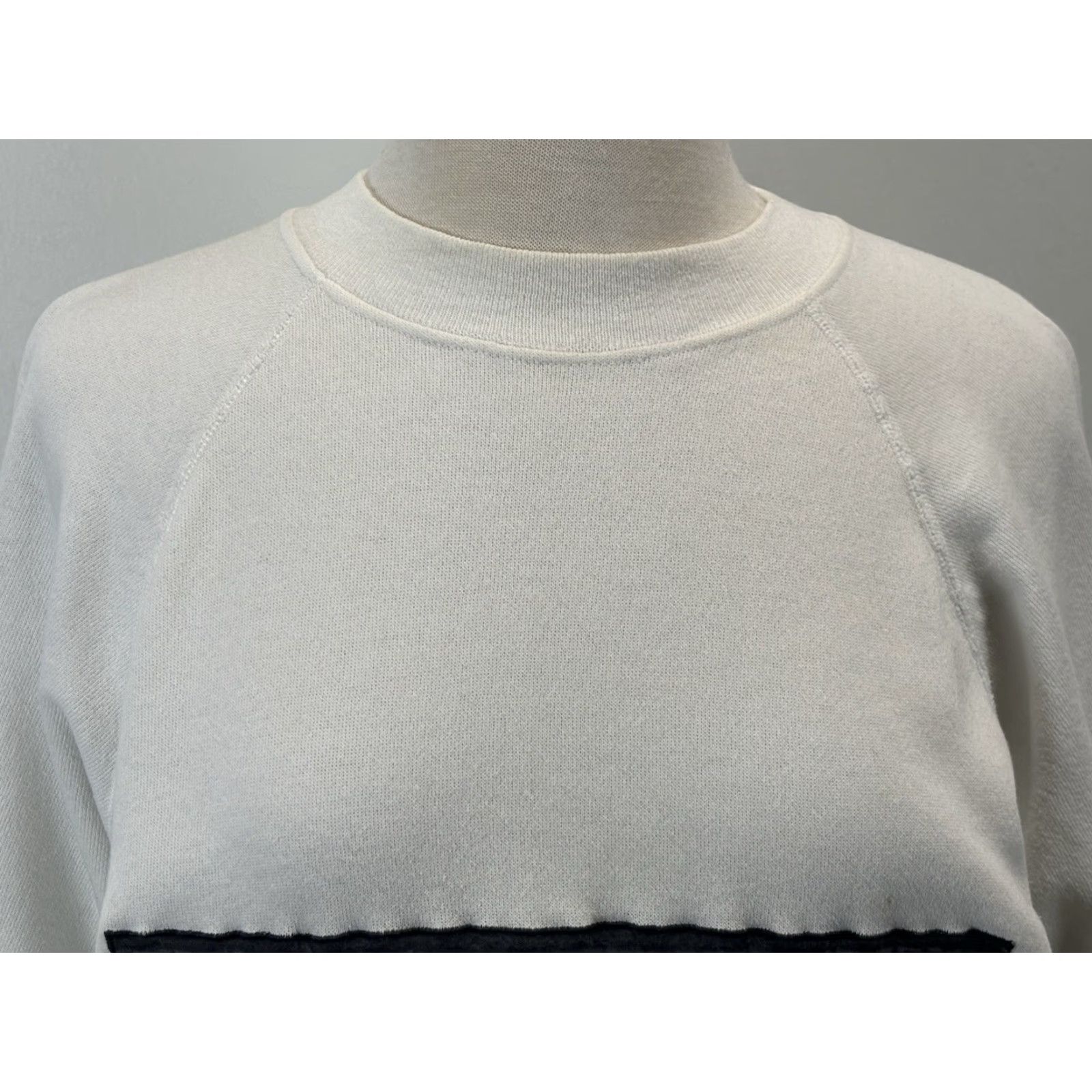 Hanes Vtg Hanes Cat Quilted Sweatshirt Sz X-Large White Granny Core Kitschy 90s Size XL / US 12-14 / IT 48-50 - 5 Thumbnail
