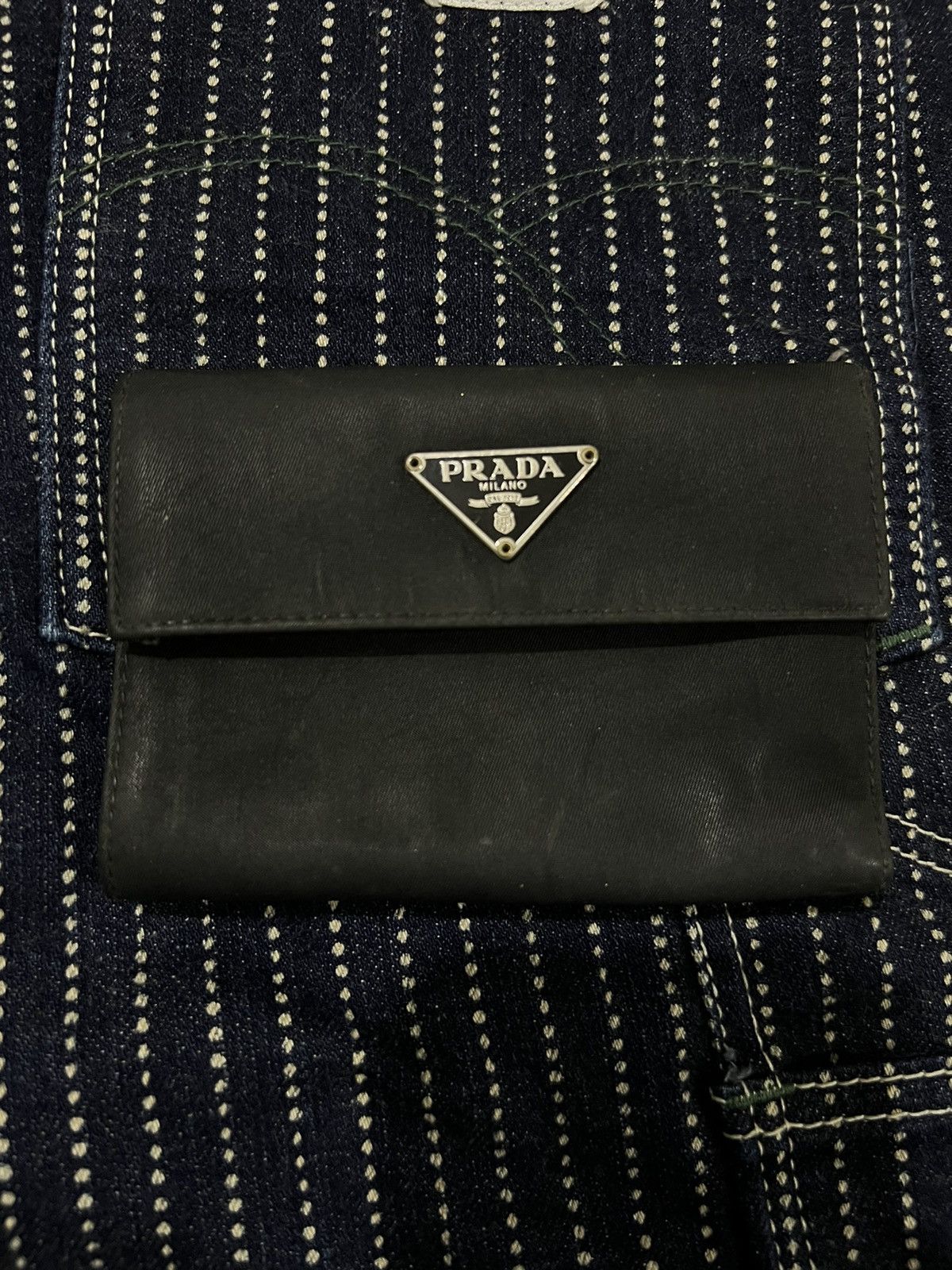 Prada Vintage Prada Tessuto Triangle Logo Plate Trifold Wallets Size ONE SIZE - 3 Thumbnail