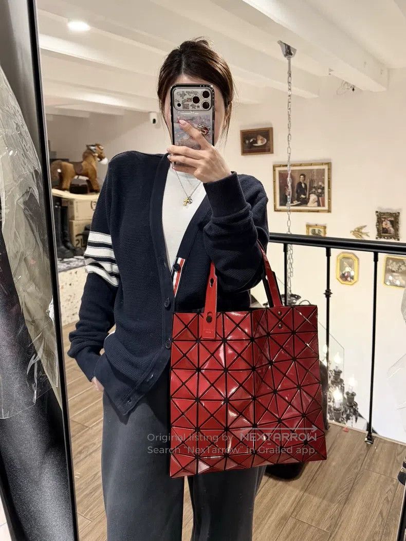 Issey Miyake Issey Miyake Red Six-Grid Shoulder Bag Size ONE SIZE - 8 Thumbnail