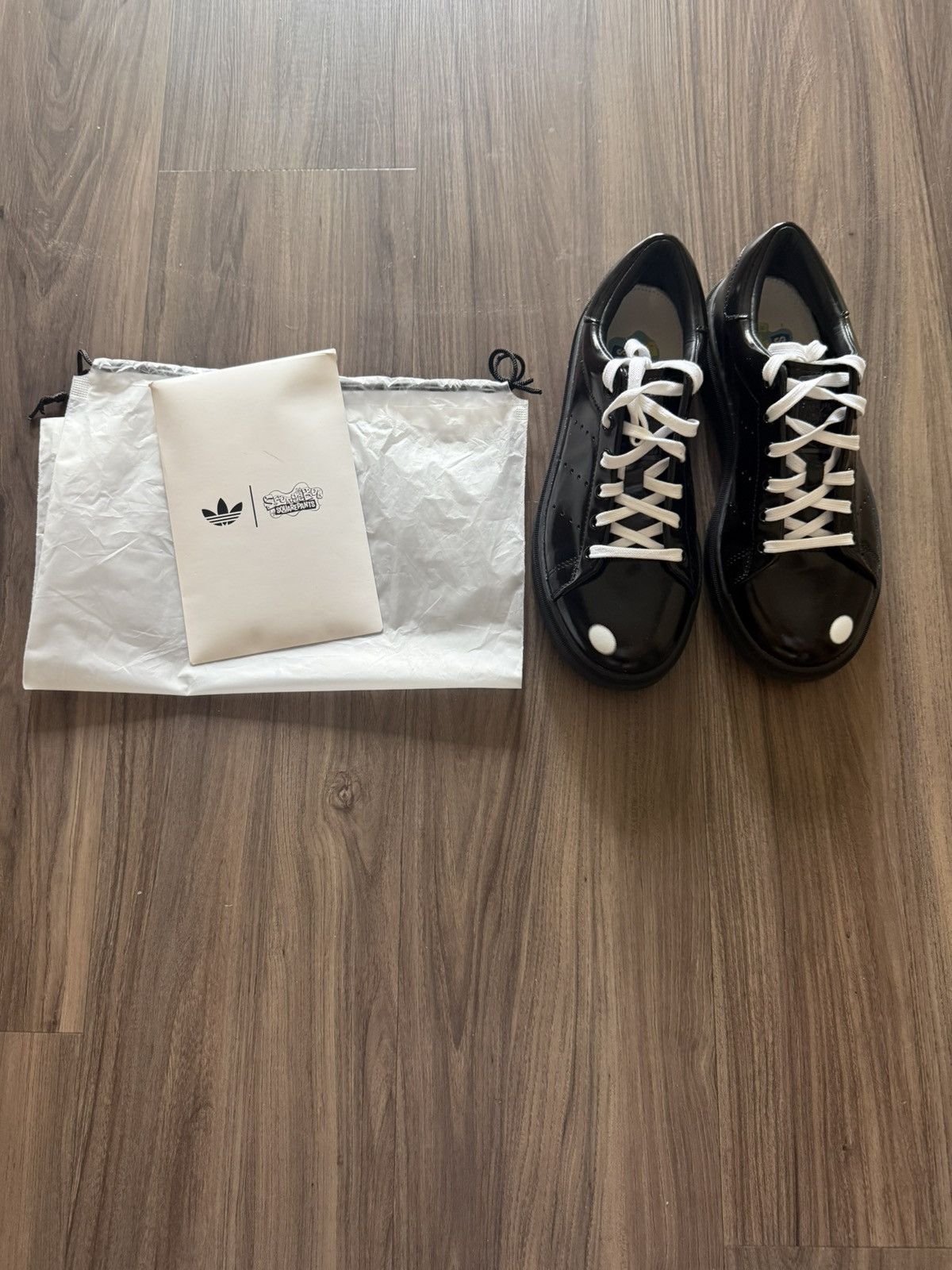 Adidas Adidas x SpongeBob Stan Smith Freizeit Black US 5 Size US 5 / EU 37 - 1 Thumbnail