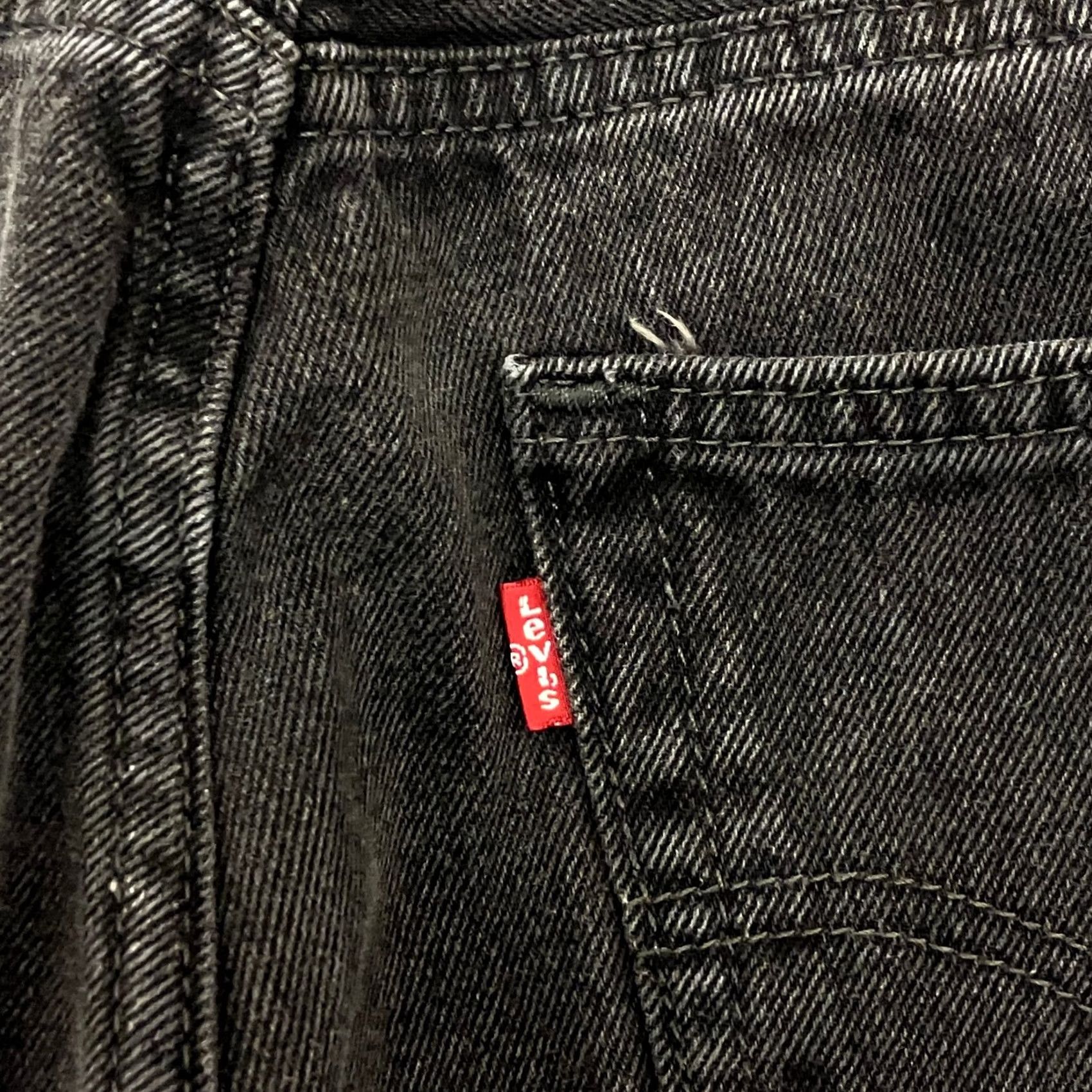 Levi's VINTAGE Levis 505 Jeans Mens 28W 28L Black Denim Regular Straight Fit Red Tab Size US 28 / EU 44 - 5 Thumbnail