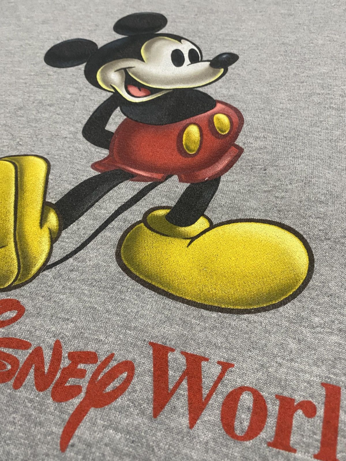 Disney × Vintage Walt Disney World Mickey Mouse L Crewneck Made in USA baggy Size US L / EU 52-54 / 3 - 3 Thumbnail