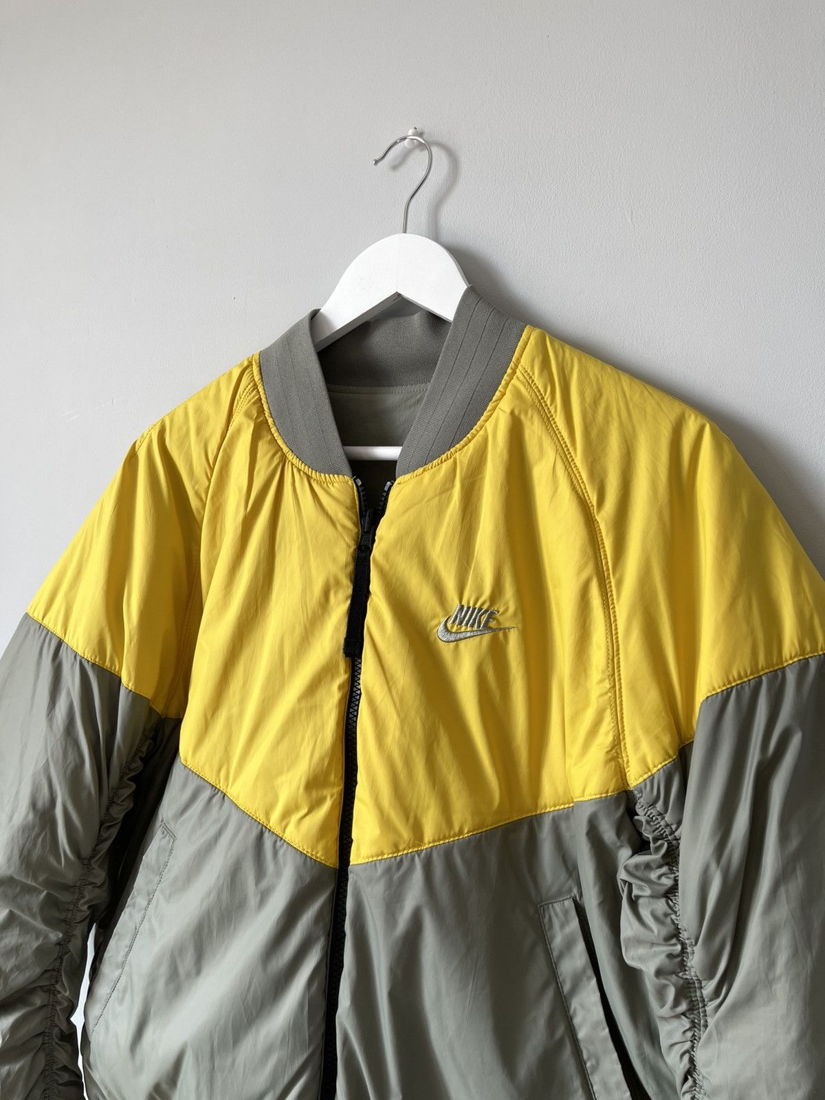 Nike Nike AF-1 Reversible Nylon Big Logo Swoosh Bomber Jacket Size US S / EU 44-46 / 1 - 10 Thumbnail