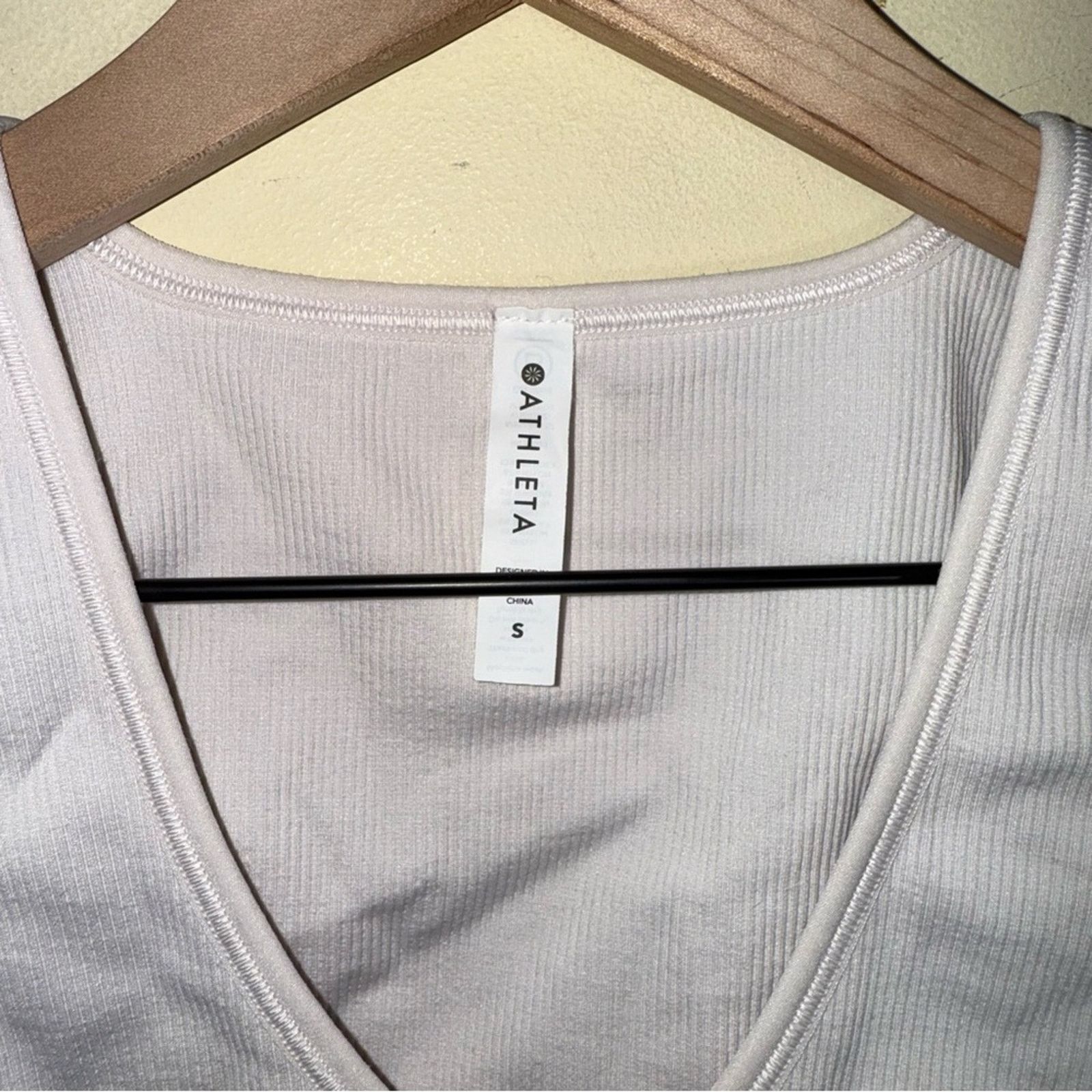 Athleta ATHLETA ribbed neck long line cropped athletic tank S Size S / US 4 / IT 40 - 3 Thumbnail
