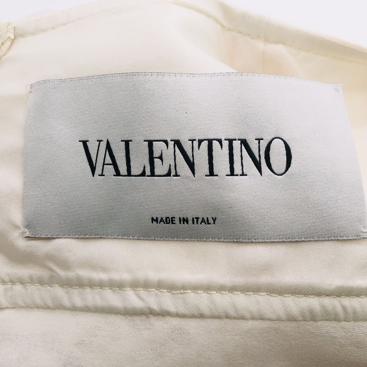 Valentino Valentino, Pink Lace Long Sleeve Crew Neck Dress K26WX Size XS / US 0-2 / IT 36-38 - 5 Thumbnail