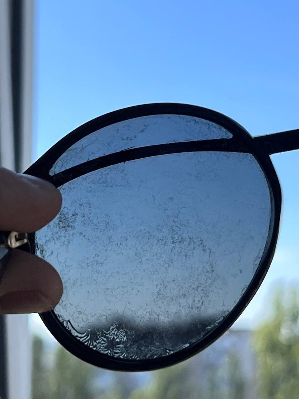 Dolce & Gabbana Dolce & Gabbana Sunglasses Y2K 00s Vintage D&G 8010 USED Size ONE SIZE - 8 Thumbnail